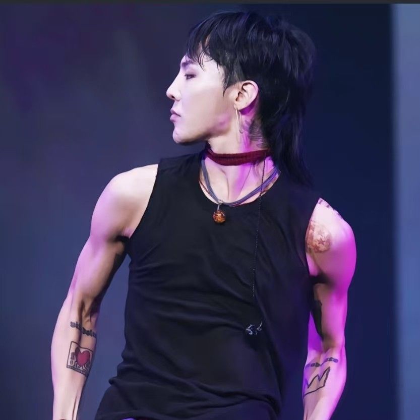 G-DRAGON (BIGBANG)的最新活動照片