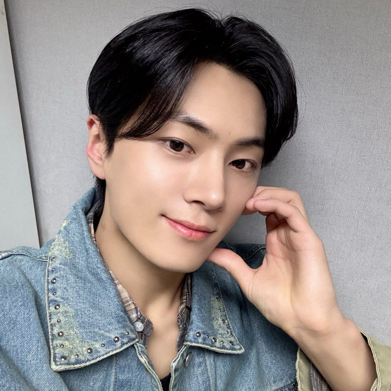 Latest photo of Jay (ENHYPEN)