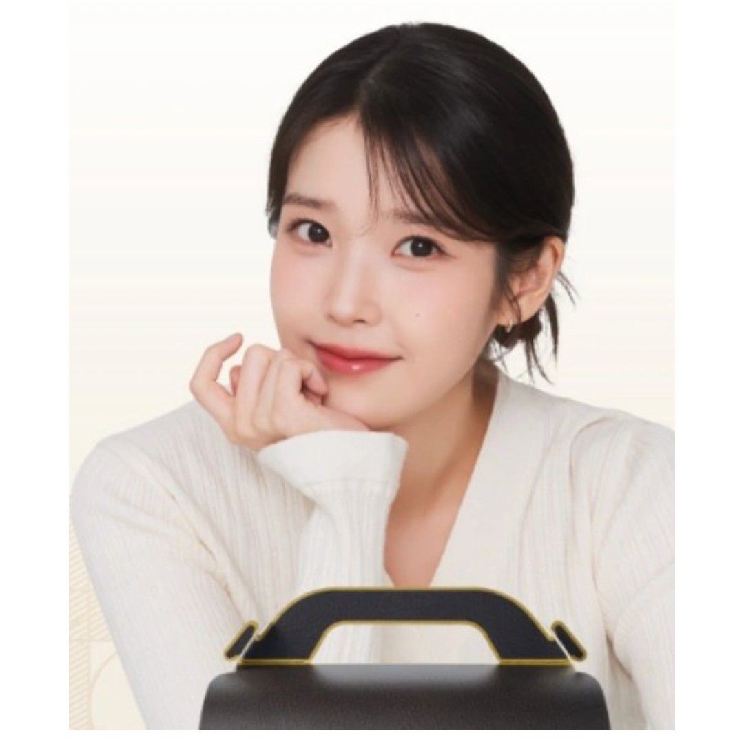 Latest photo of IU