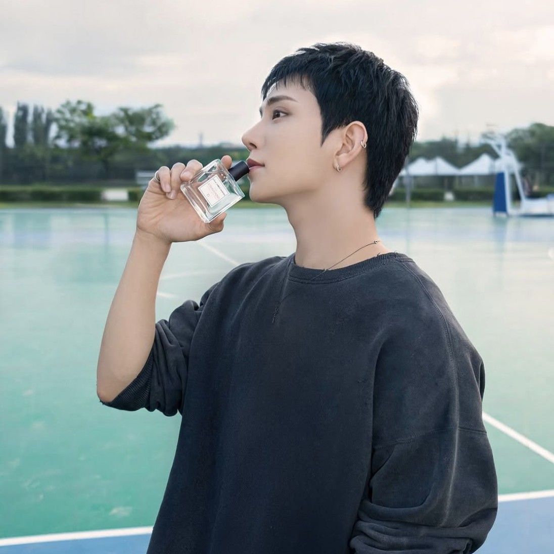A moment captured by Joshua (SEVENTEEN)'s fan