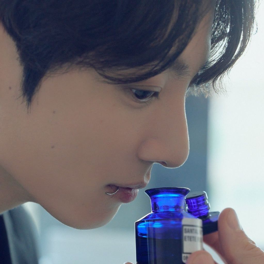 A moment captured by Jungkook (BTS)'s fan