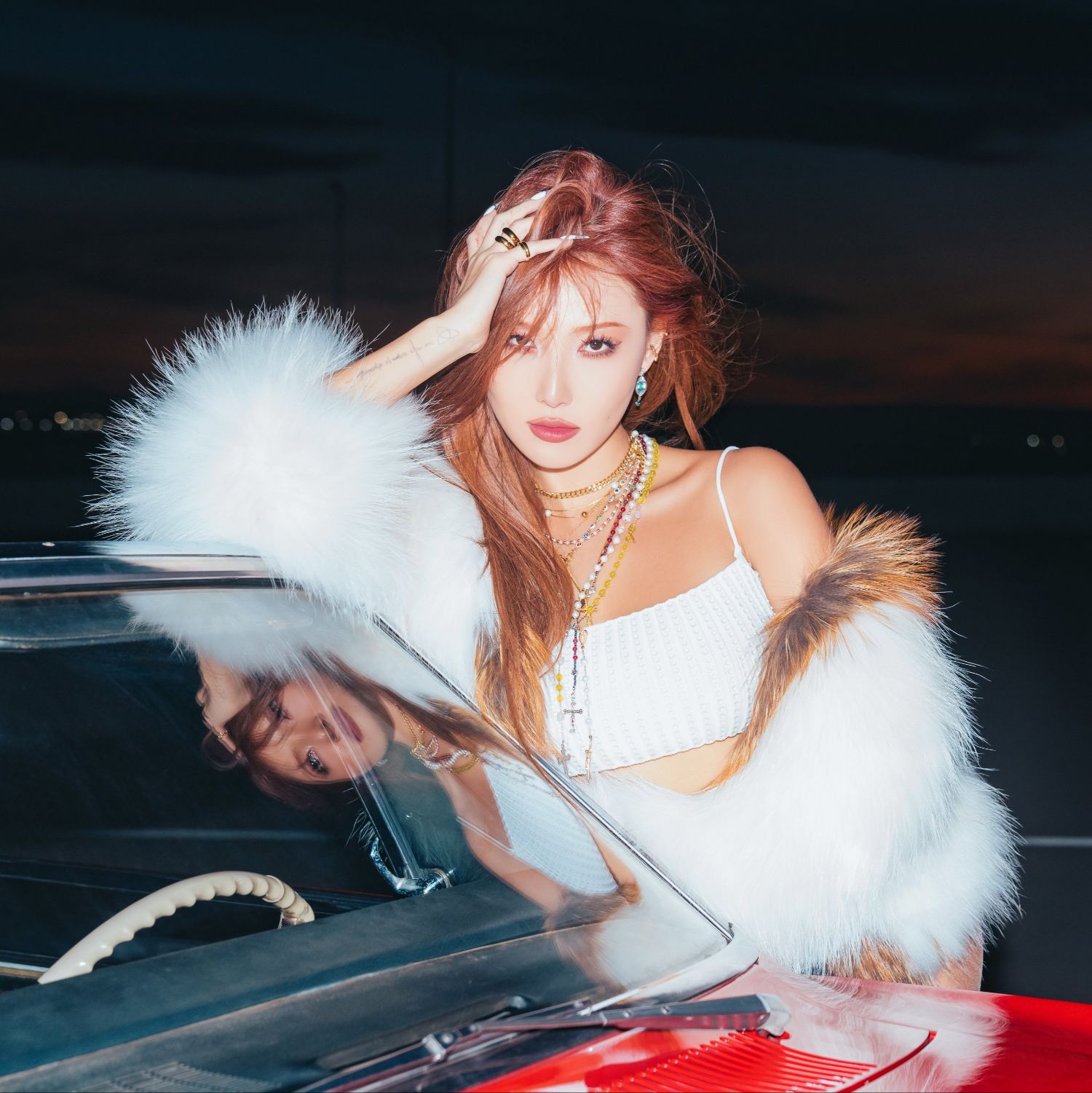 Latest photo of Hwasa (MAMAMOO)