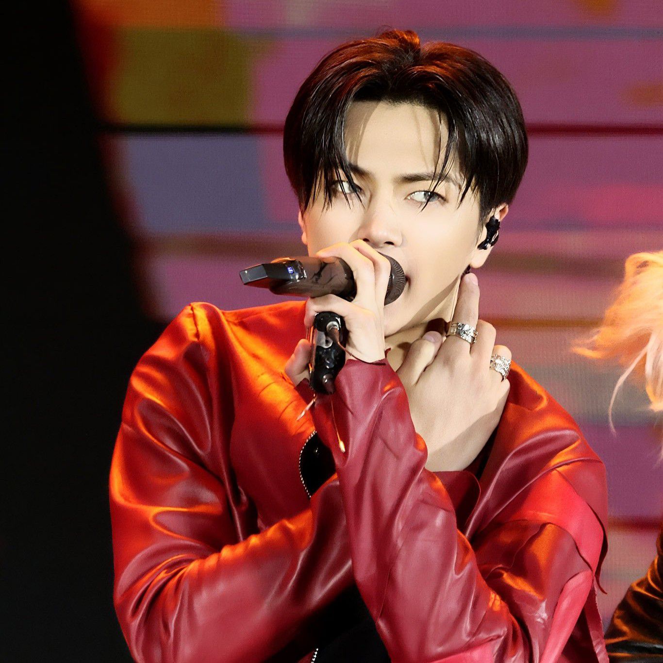 Latest photo of Jay (ENHYPEN)