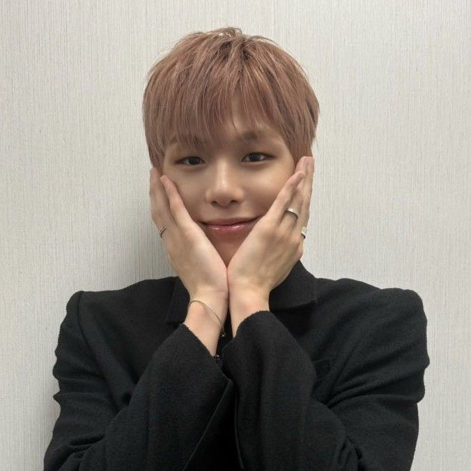 Latest photo of Kang Daniel