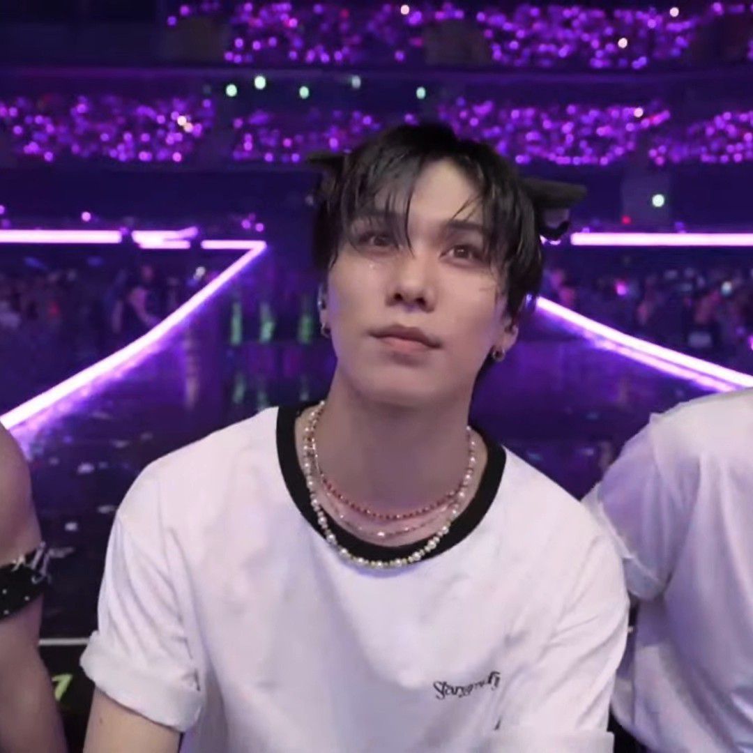 A moment captured by Rocky's fan