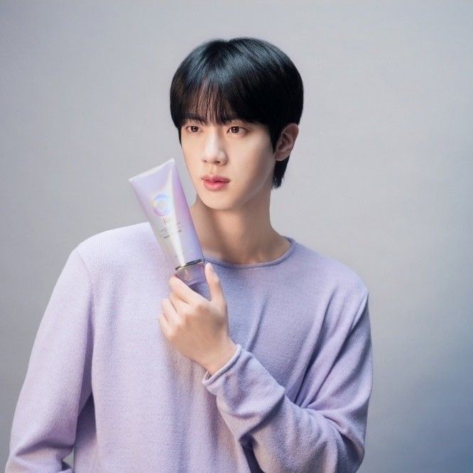 Potret di balik layar Jin (BTS)