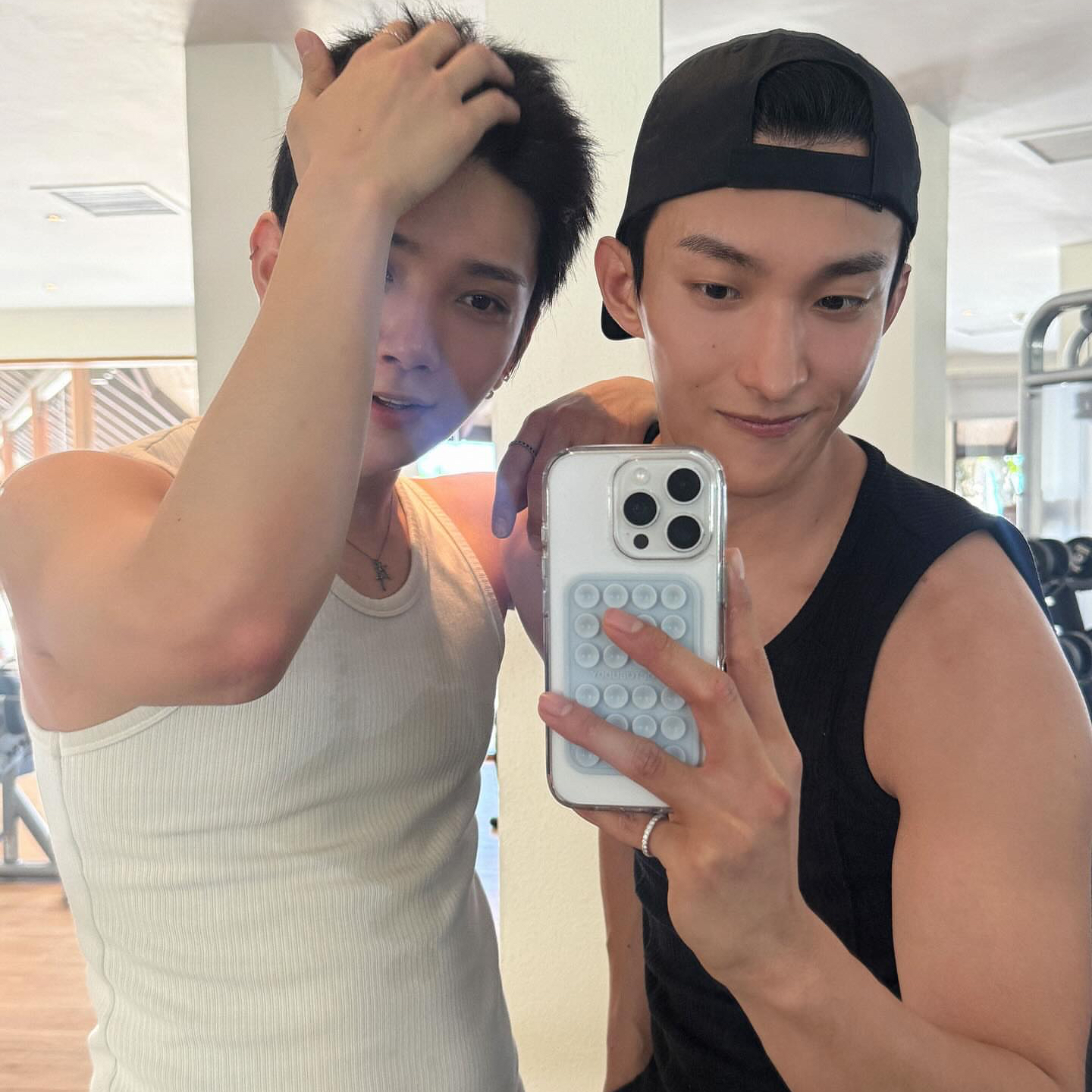 Behind-the-scenes cut of Joshua (SEVENTEEN)