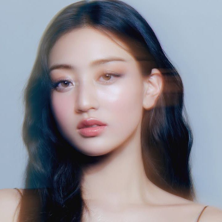 志效 (TWICE)的最新活動照片
