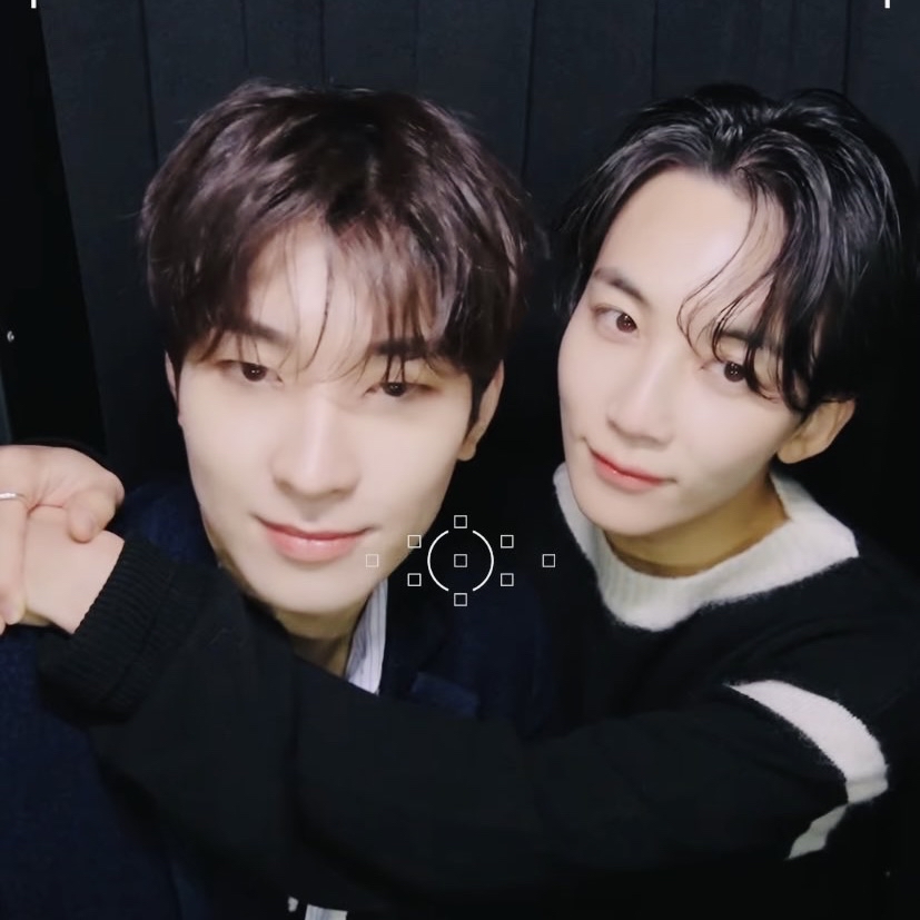 Recent activity shot of Jeonghan (SEVENTEEN)