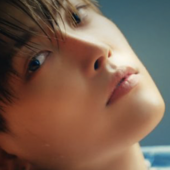Behind-the-scenes cut of Hongjoong (ATEEZ)