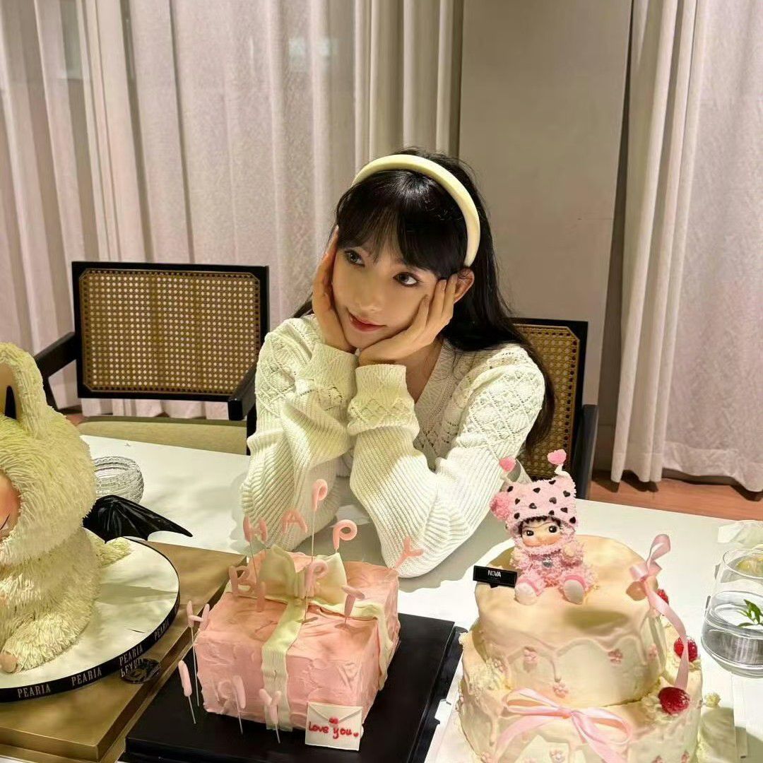 Recent activity shot of Cheng Xiao