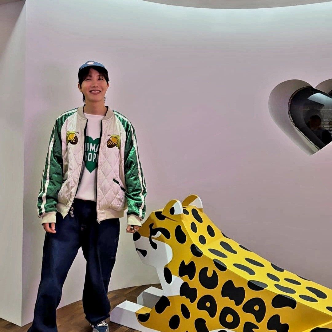 J-hope (防彈少年團)的最新照片