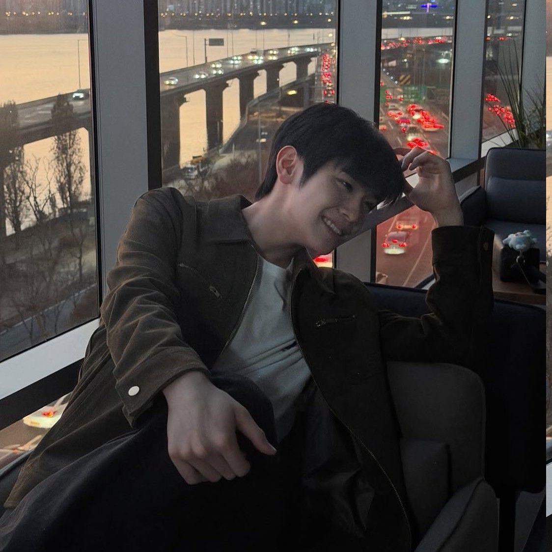 A moment captured by Kim Taerae (ZEROBASEONE)'s fan