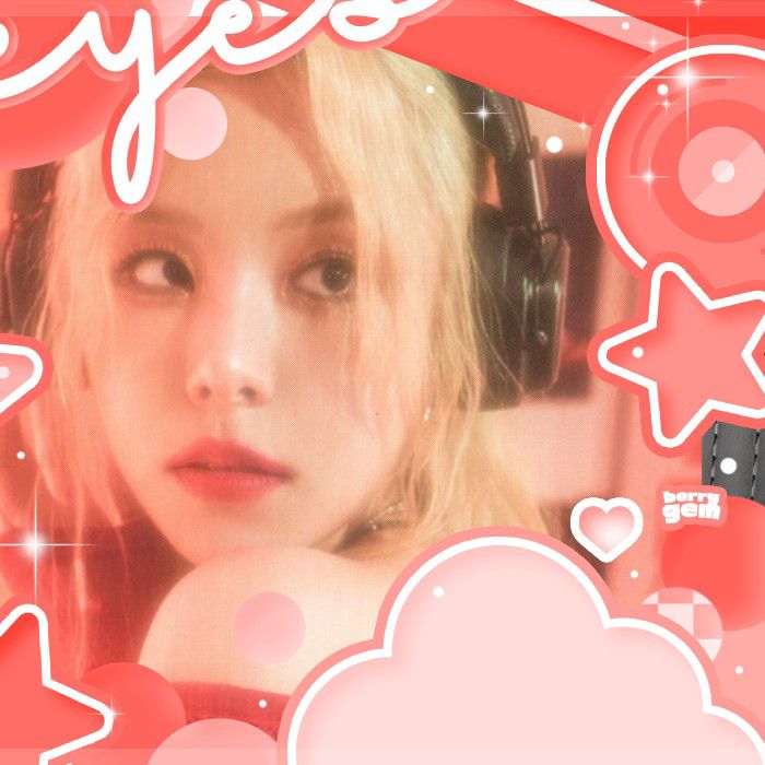 Latest photo of Wheein (MAMAMOO)