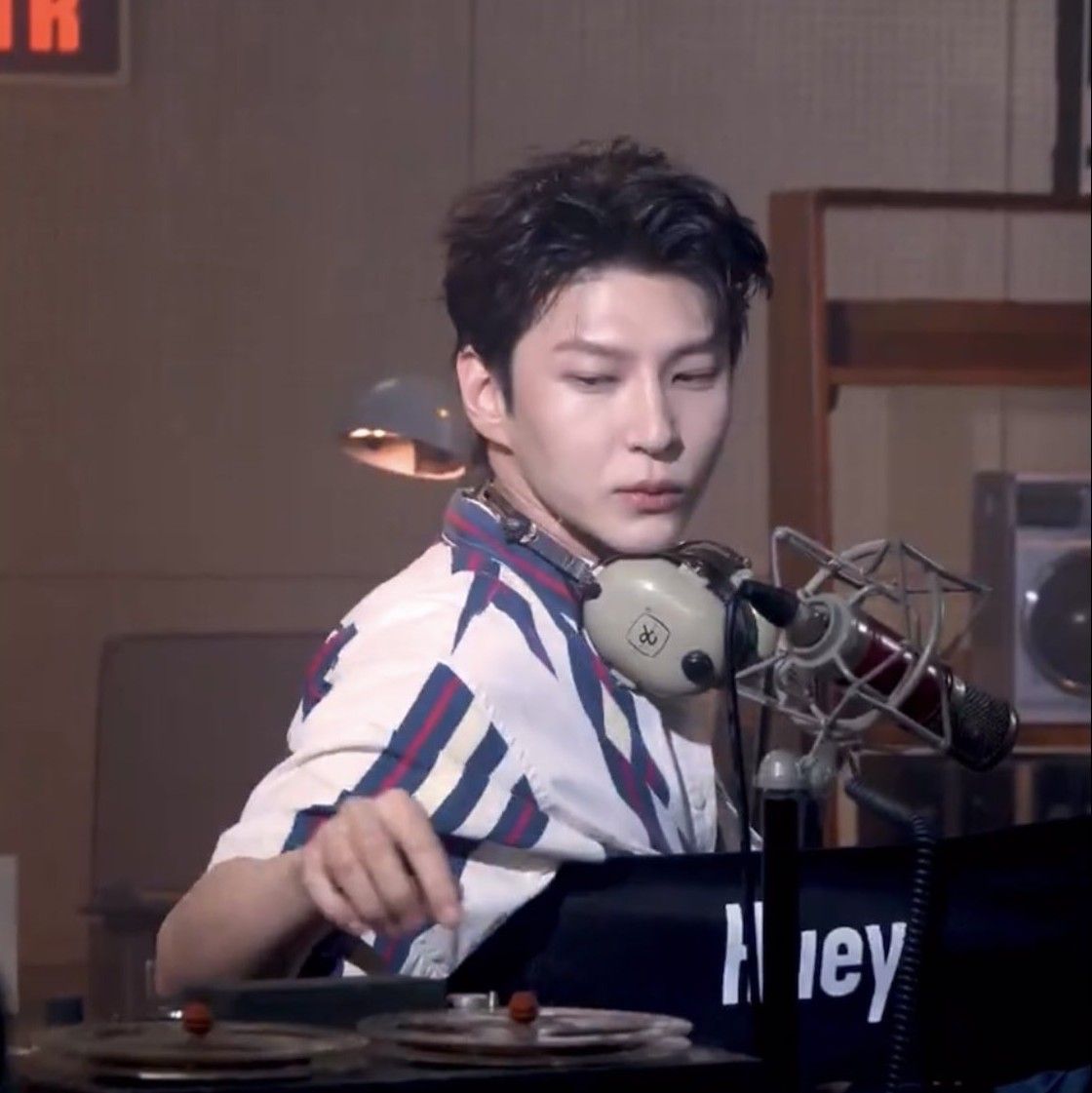 A moment captured by LEO (VIXX)'s fan
