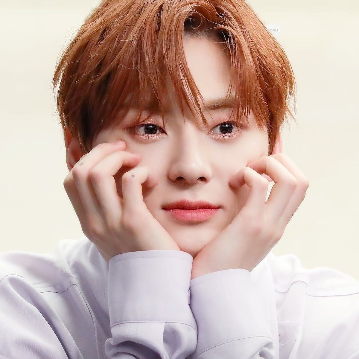 Behind-the-scenes cut of Hwang Minhyun