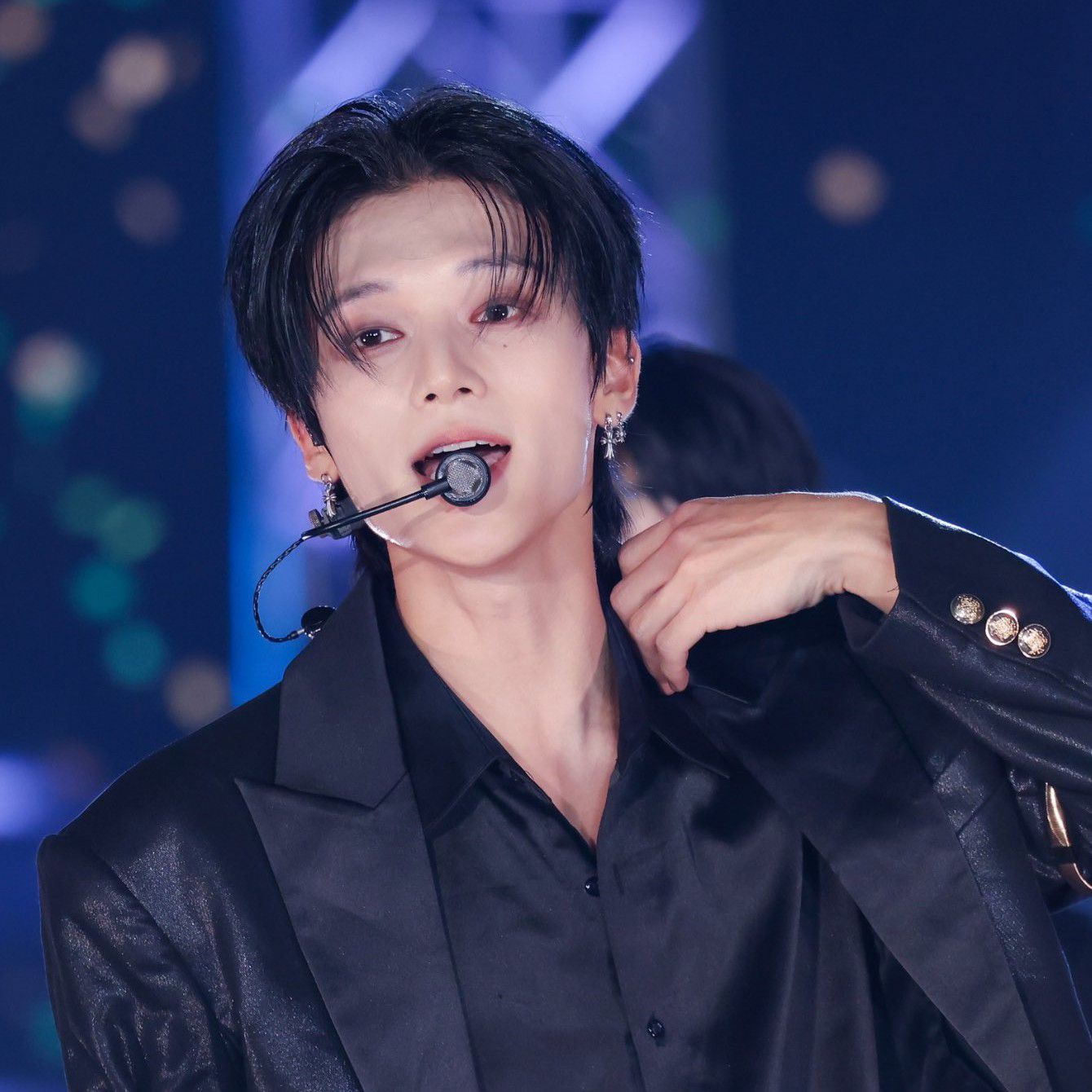 A moment captured by Wooyoung (ATEEZ)'s fan