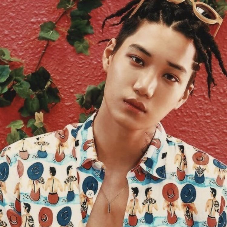 Behind-the-scenes cut of Kai (EXO)