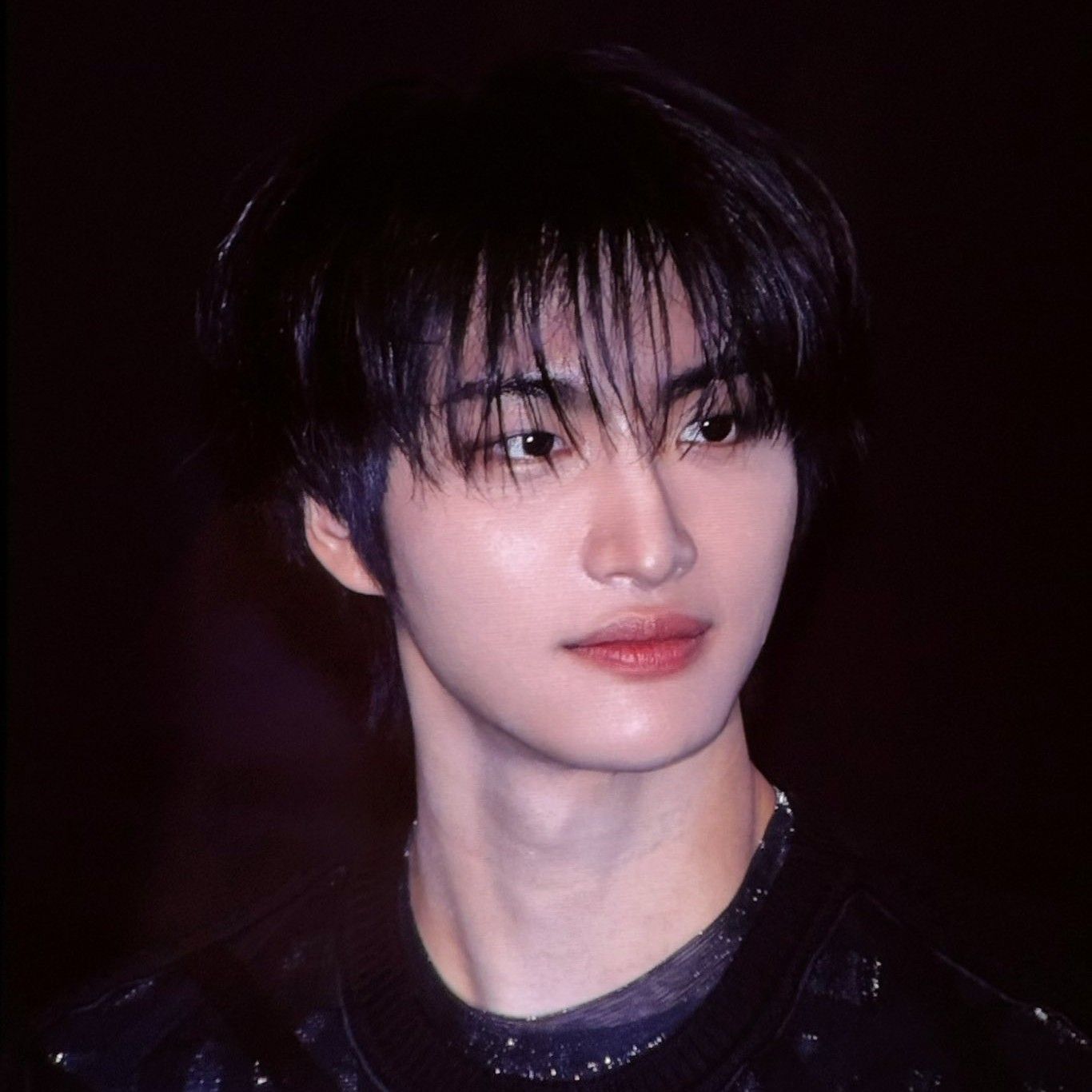 Behind-the-scenes cut of ATEEZ