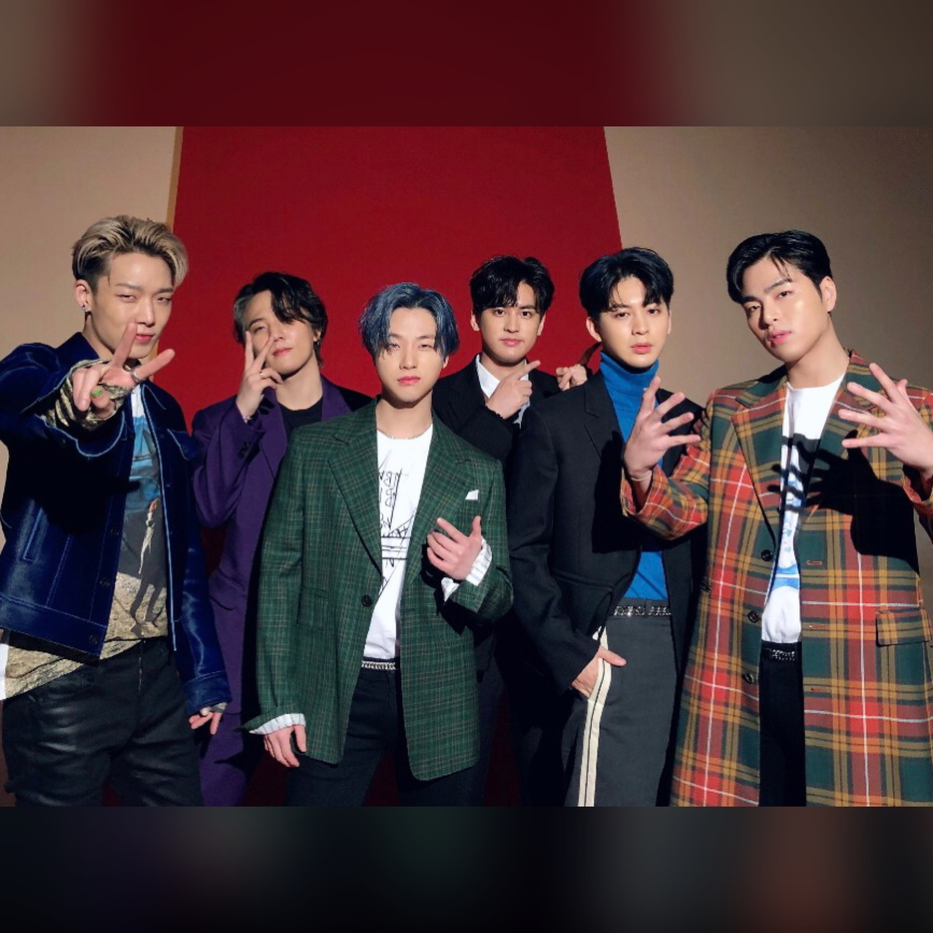 Behind-the-scenes cut of iKON
