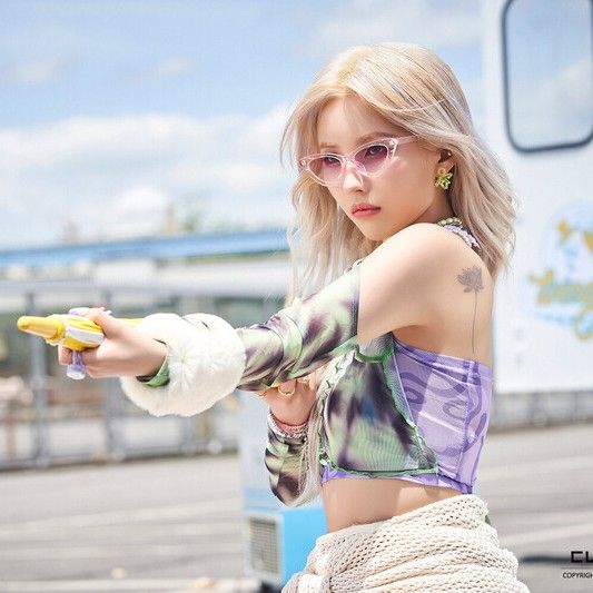 Behind-the-scenes cut of Soyeon (i-dle)