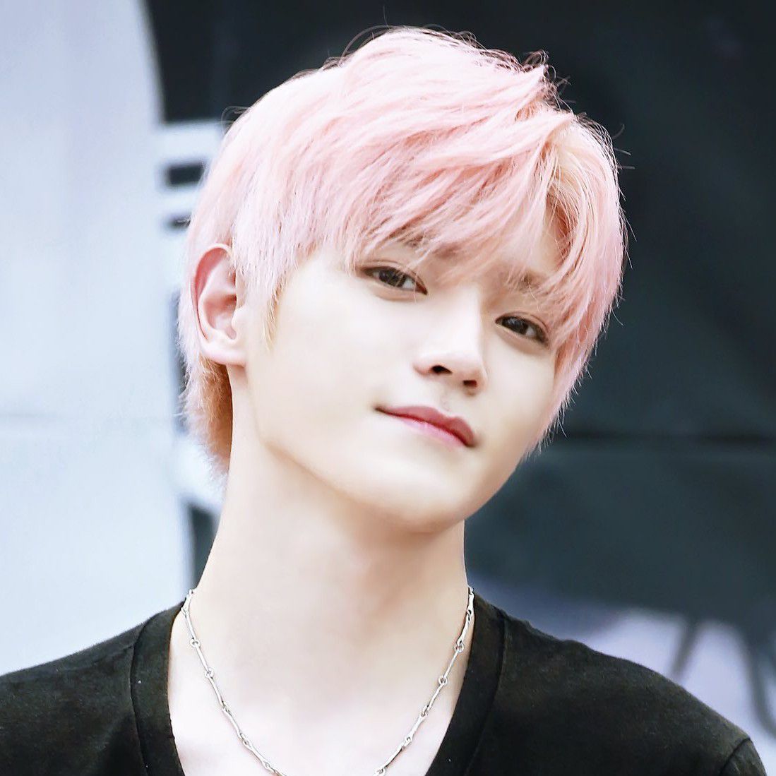 K-pop star post gaining attention now