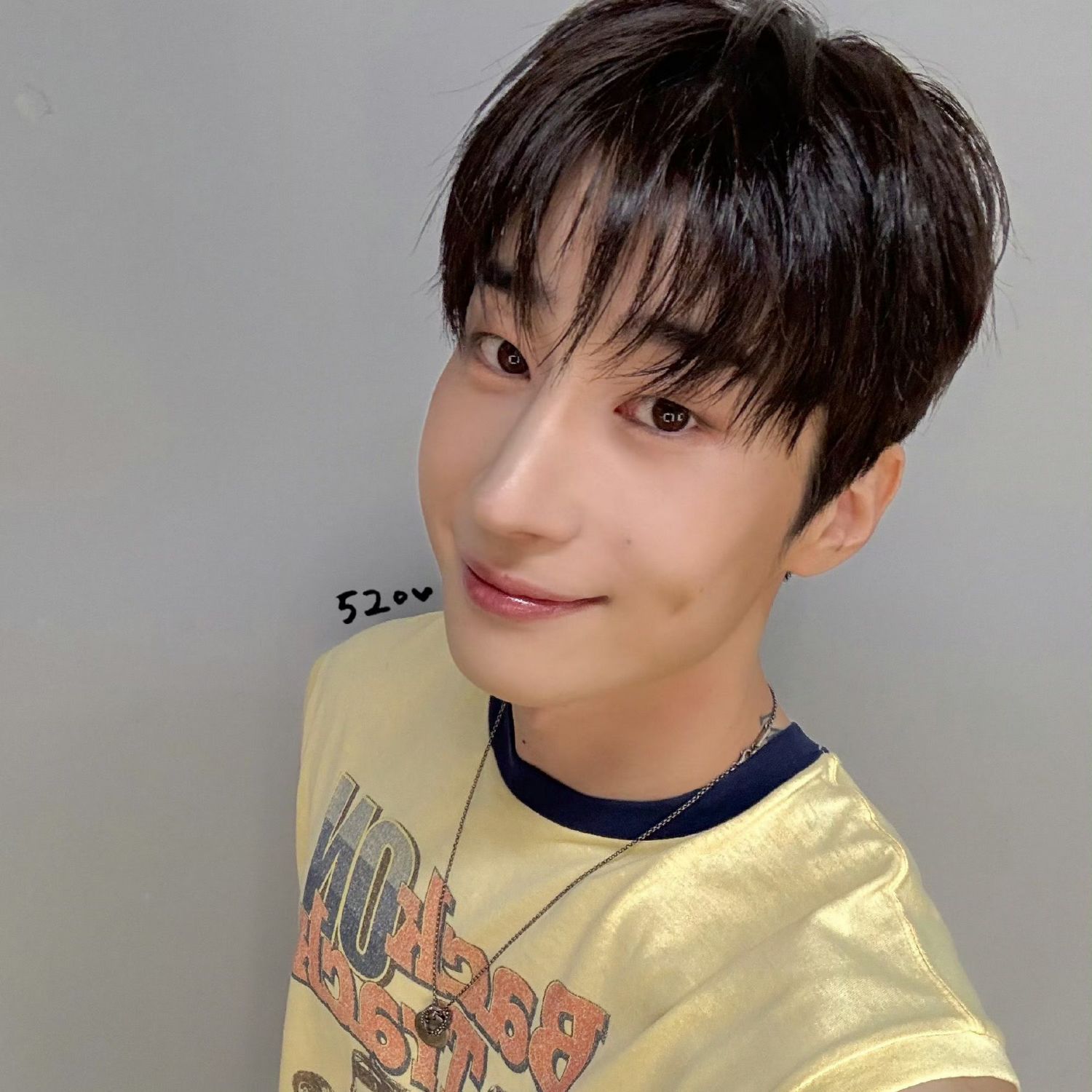 Behind-the-scenes cut of Han Seungwoo
