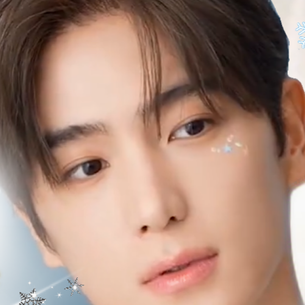 Recent activity shot of Hyunjae (THE BOYZ)