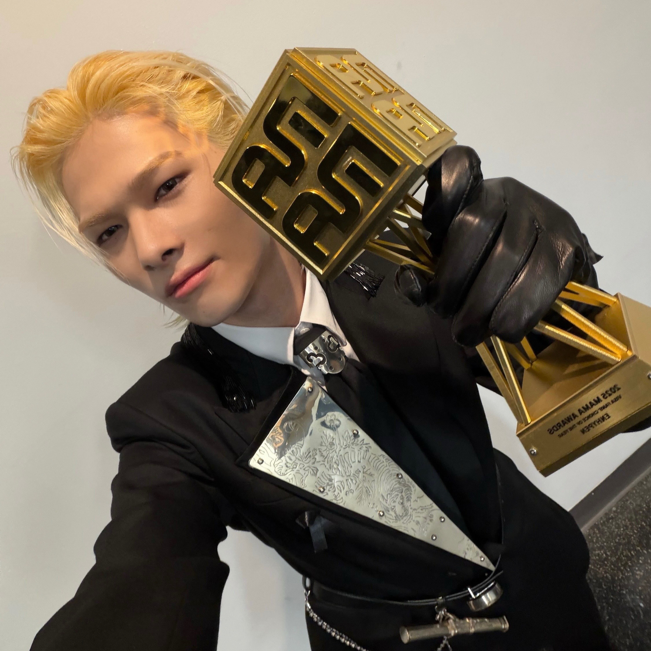 NI-KI (ENHYPEN)的幕後花絮