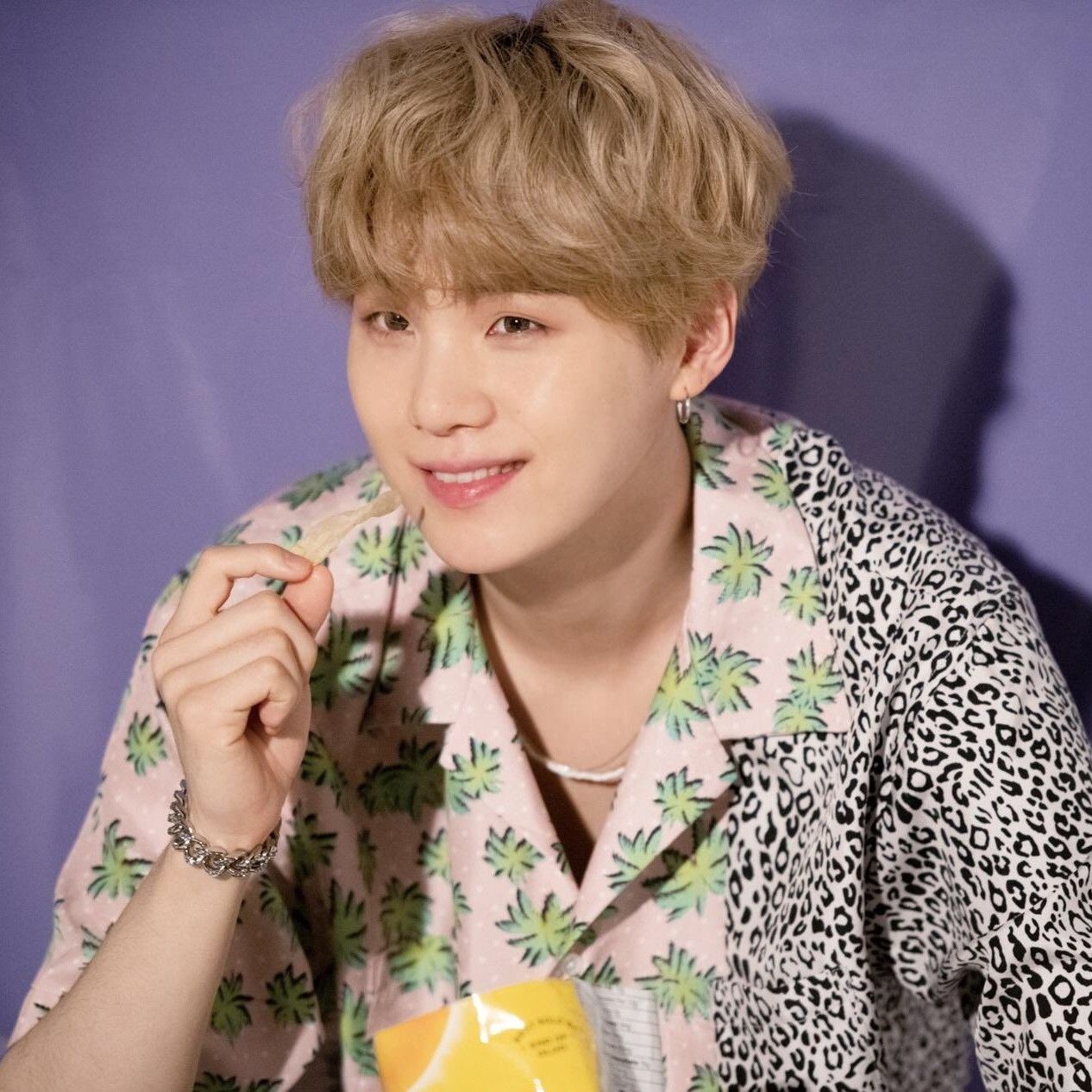 Latest photo of SUGA (BTS)