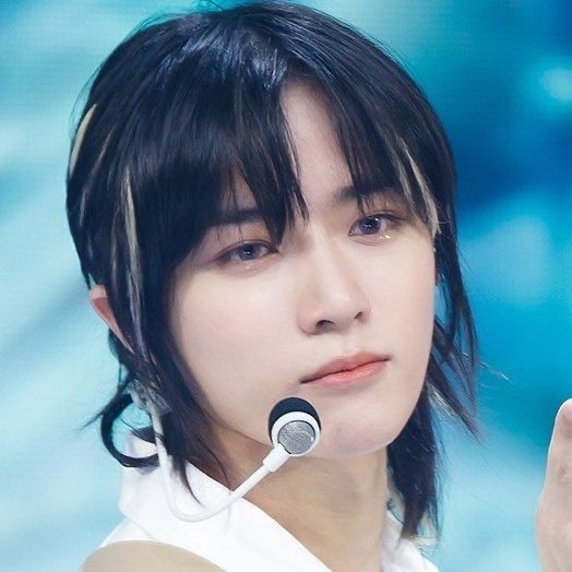 A moment captured by Beomgyu (TOMORROW X TOGETHER)'s fan
