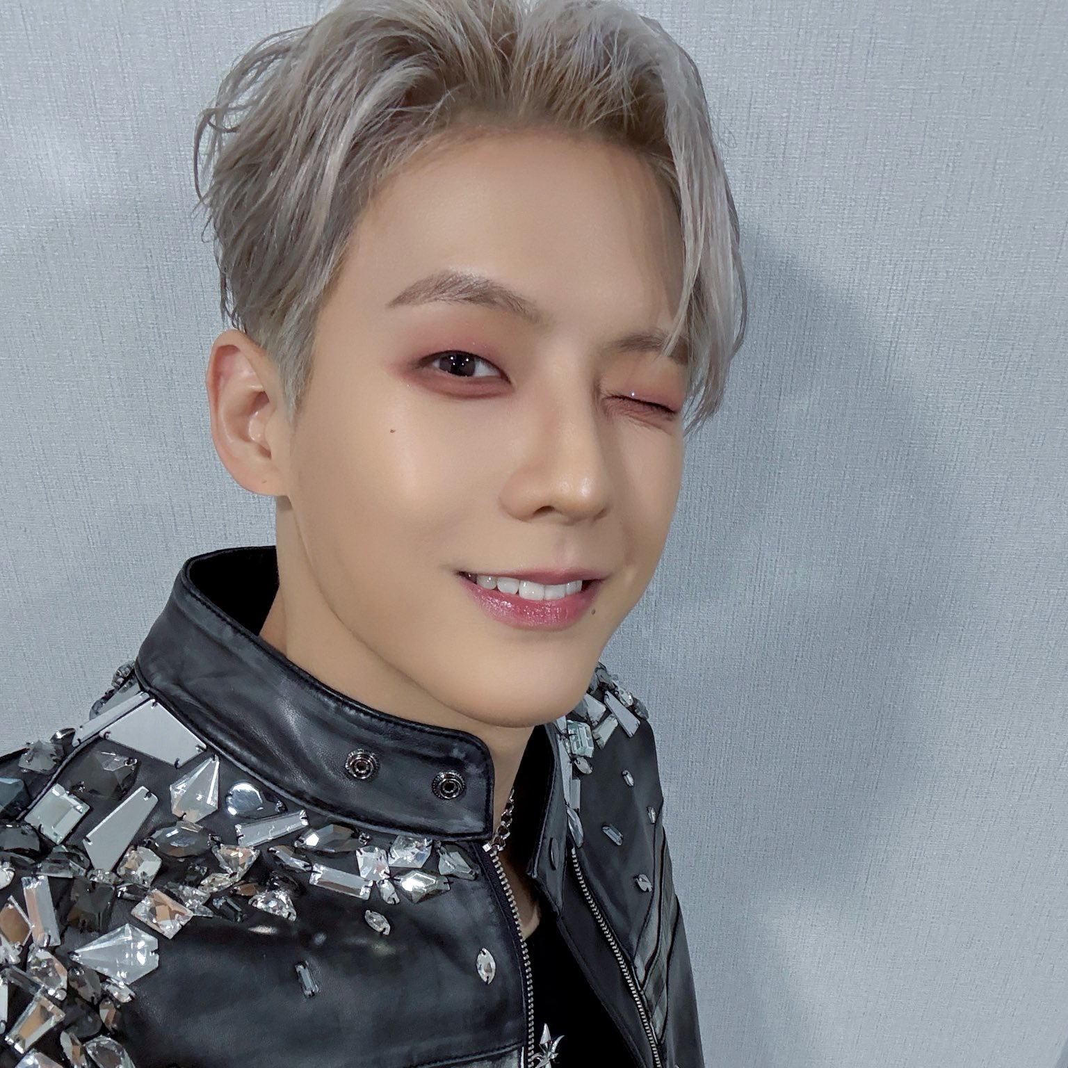 Behind-the-scenes cut of Lee Minhyuk (BTOB)