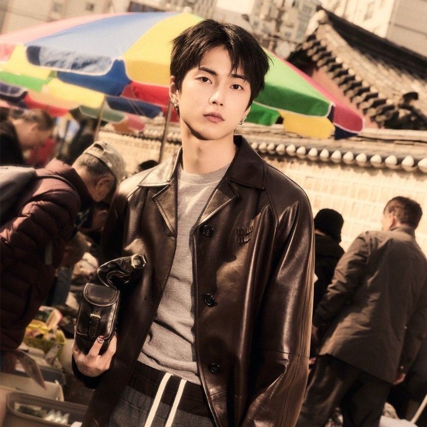 A moment captured by Seunghan's fan