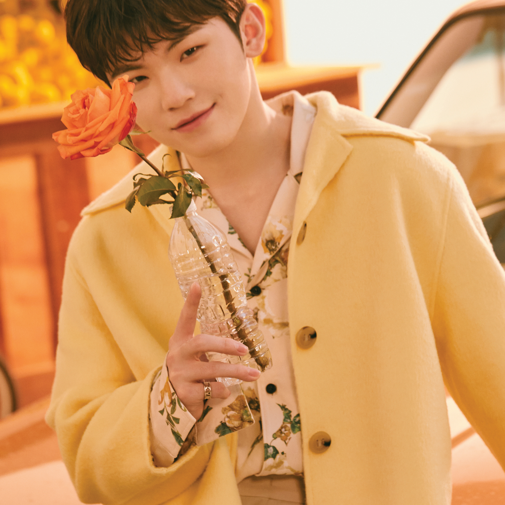 A moment captured by Woozi (SEVENTEEN)'s fan