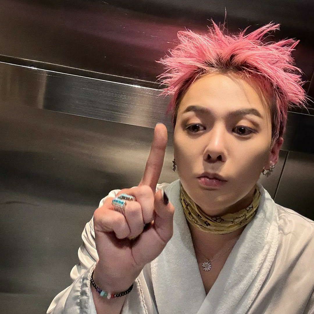 Recent activity shot of G-DRAGON (BIGBANG)