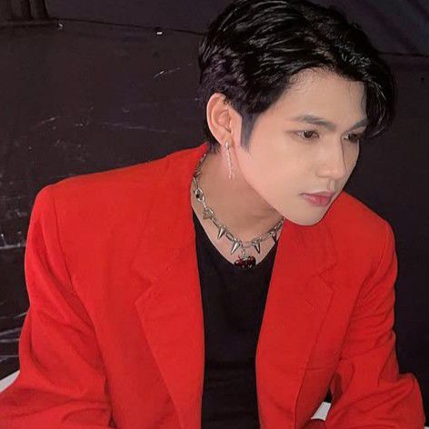 Latest photo of Kim (HORI7ON)