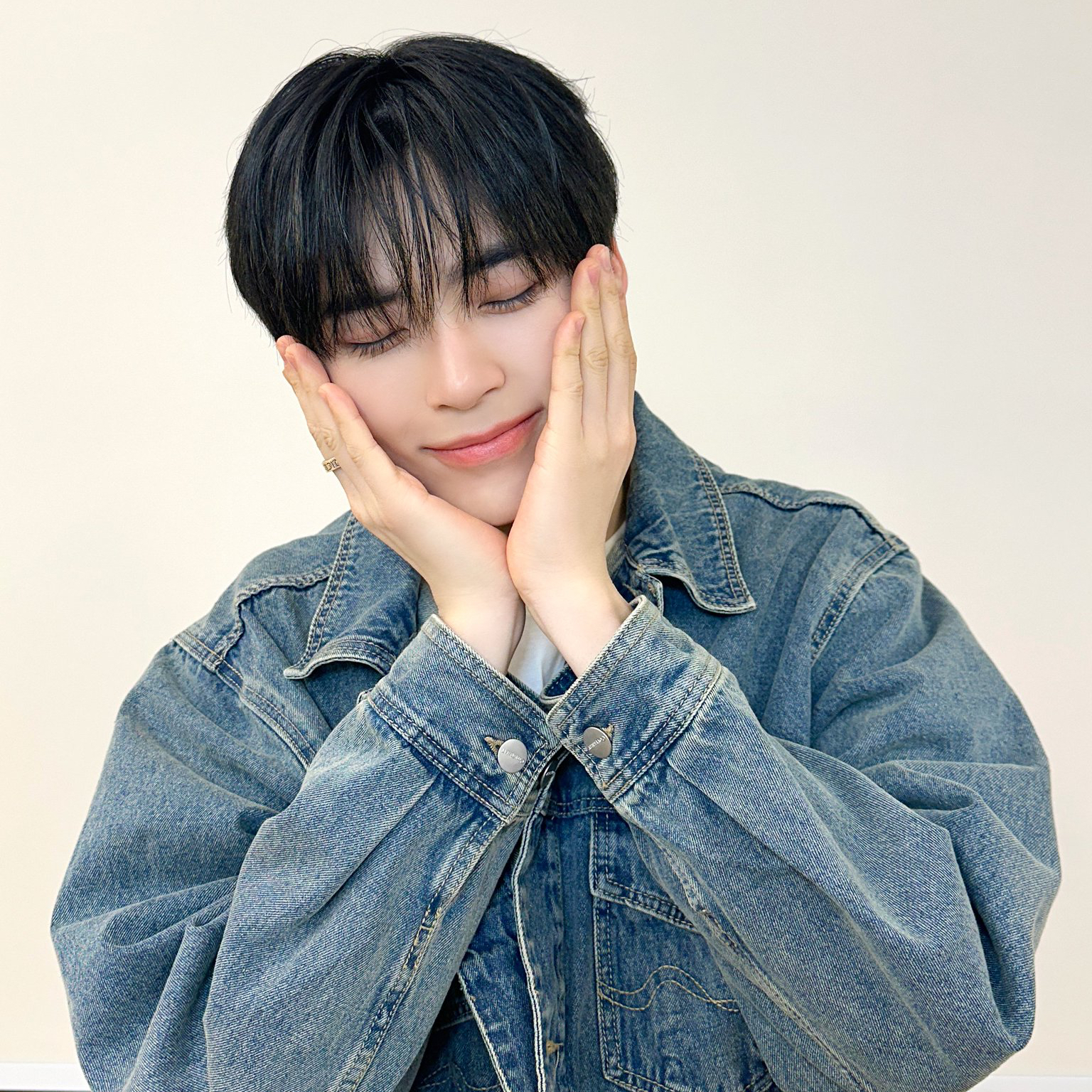 성한빈 (제로베이스원)의 비하인드 컷
