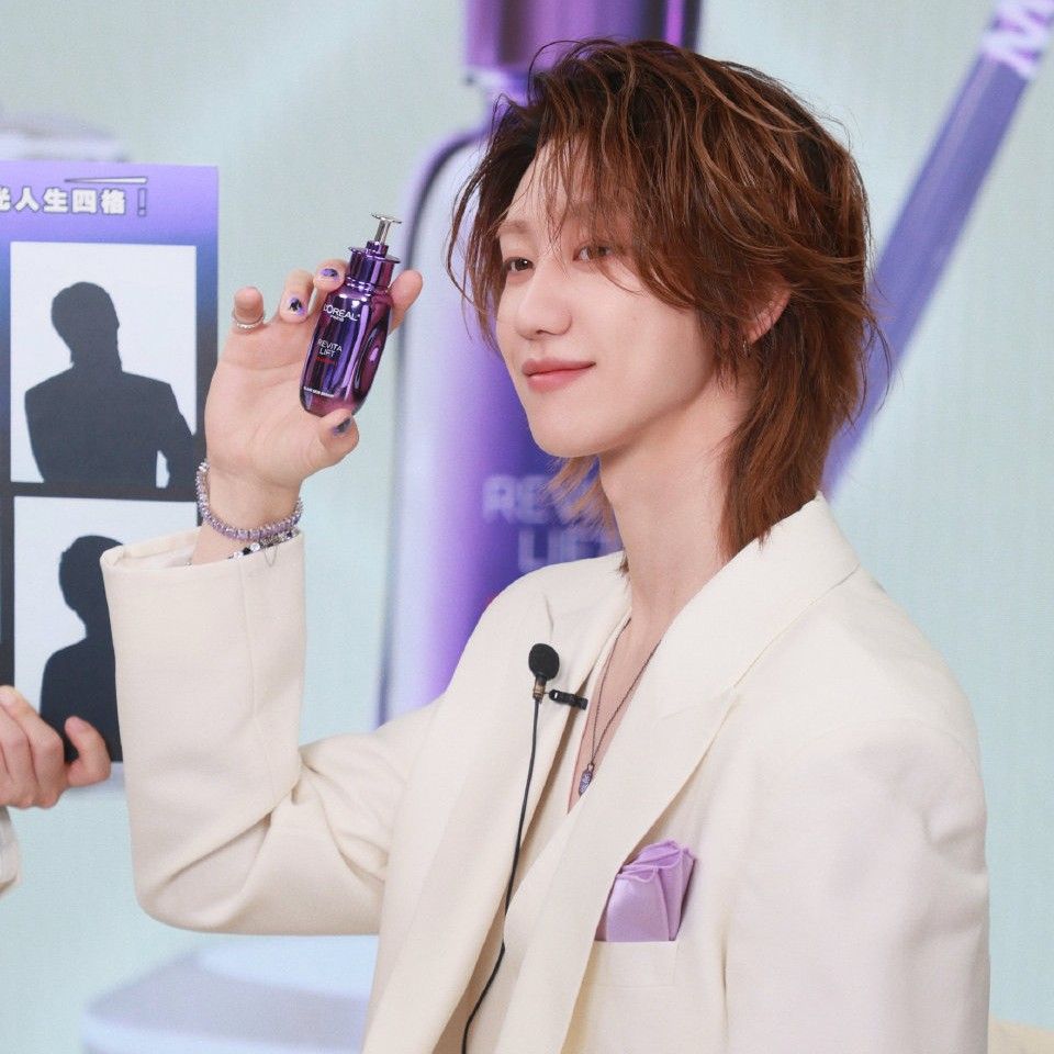 Recent activity shot of The 8 (SEVENTEEN)