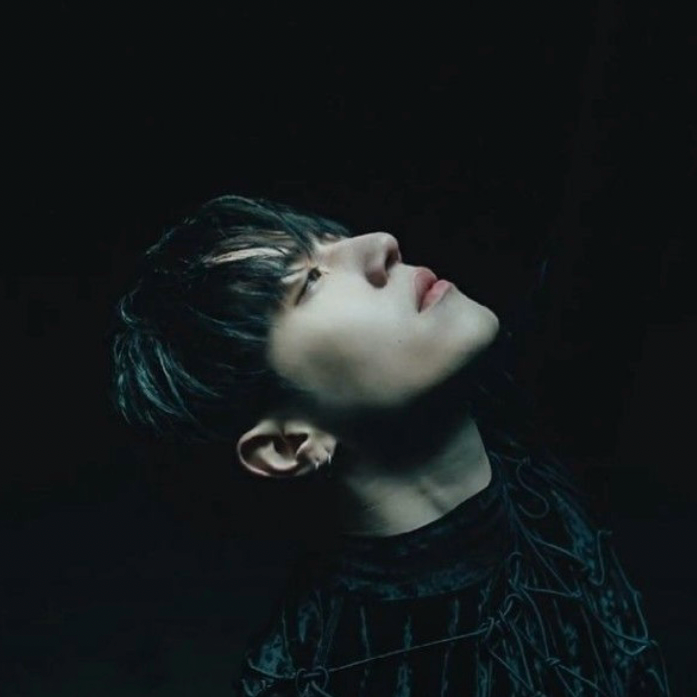 유겸 (GOT7)의 비하인드 컷