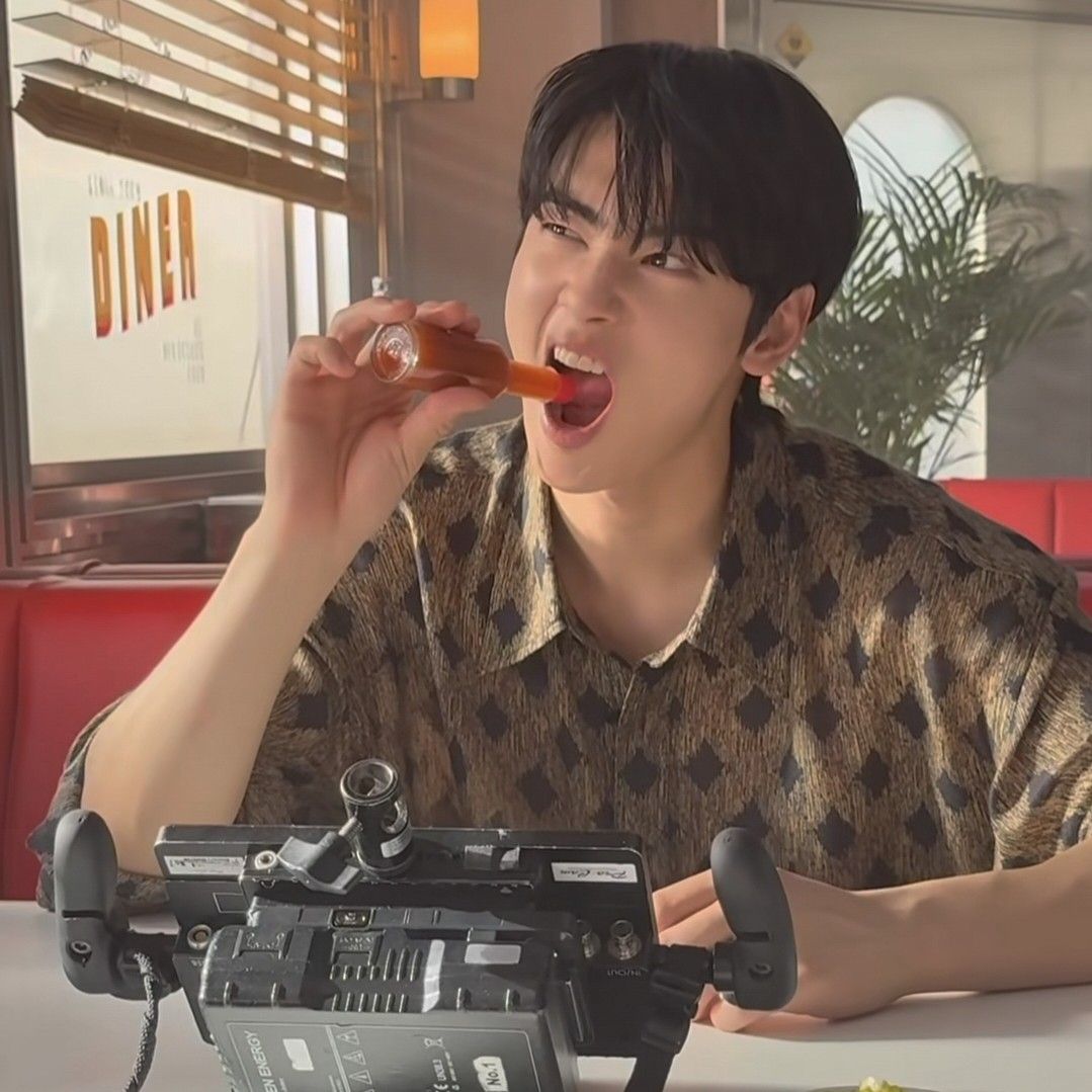 Recent activity shot of Eunwoo (ASTRO)
