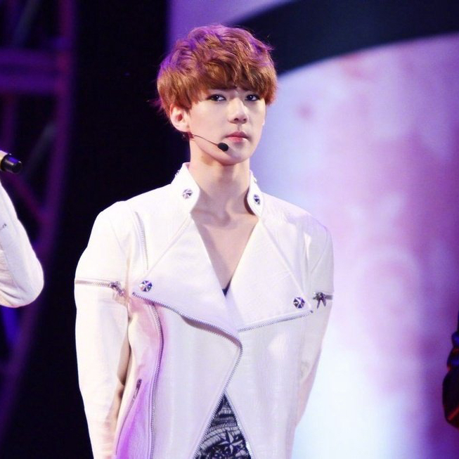 世勳 (EXO)的最新照片