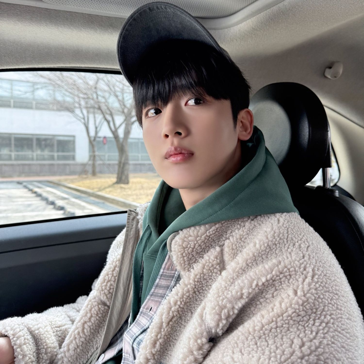 A moment captured by Kim Yohan (WEi)'s fan