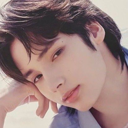 Latest photo of HueningKai (TOMORROW X TOGETHER)