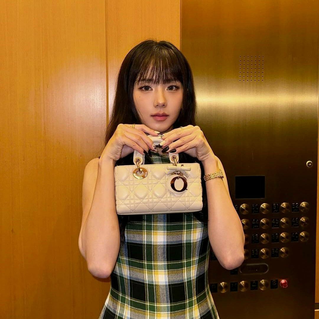 지수 (BLACKPINK) 최근 활동샷