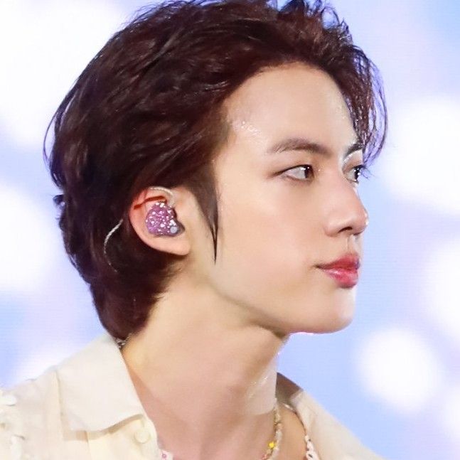 Behind-the-scenes cut of Jin (BTS)