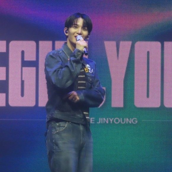 A moment captured by Bae Jinyoung's fan