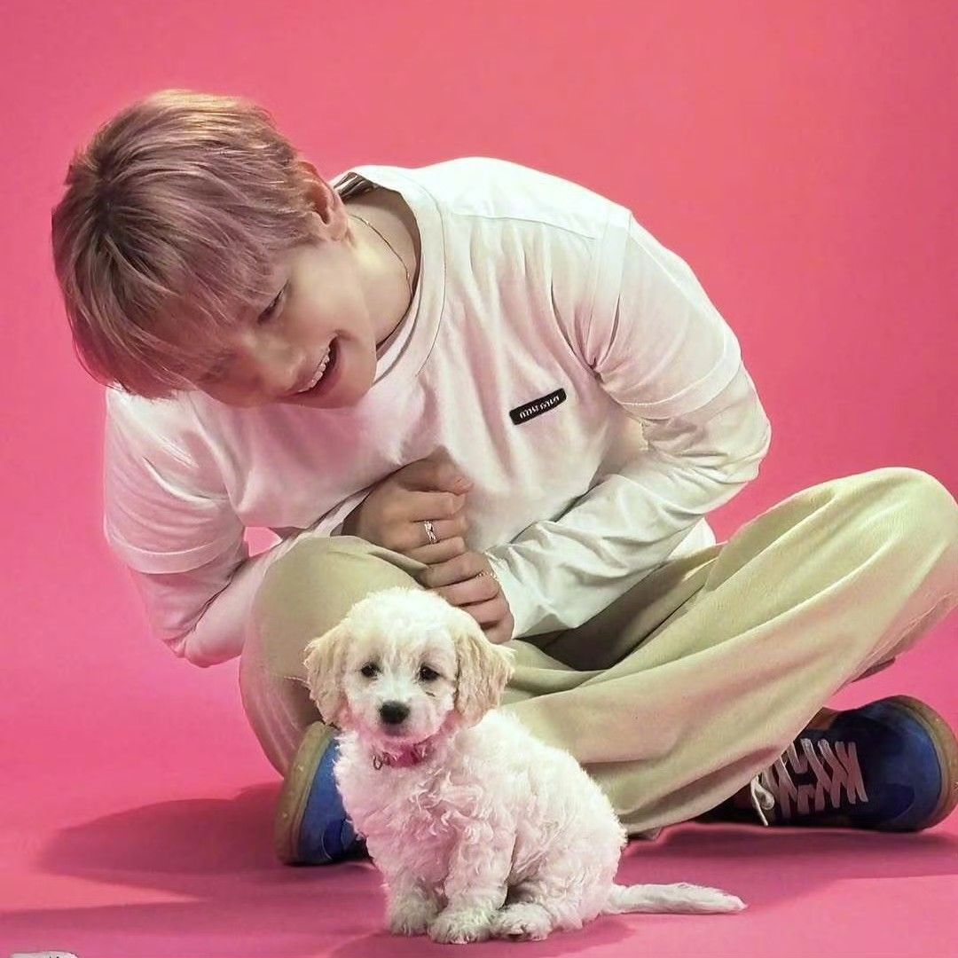 Behind-the-scenes cut of Baekhyun (EXO)