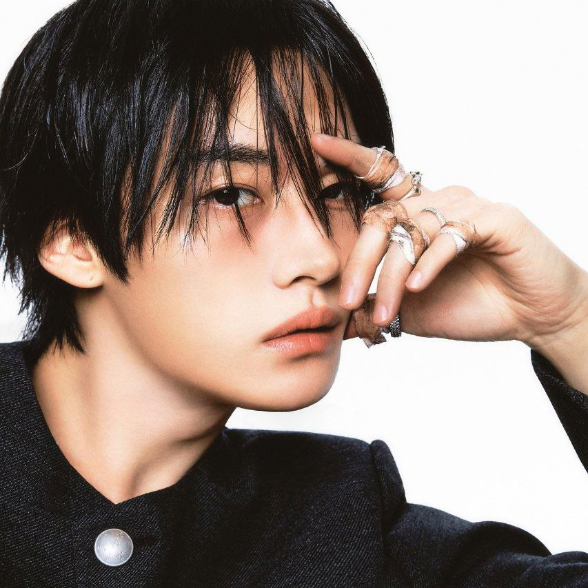 Recent activity shot of Lee Know (Stray Kids)