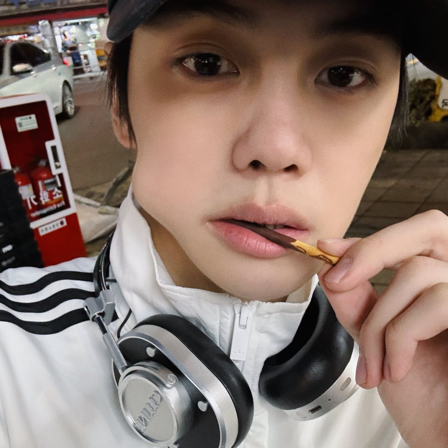 Latest photo of Kim Gyuvin (ZEROBASEONE)