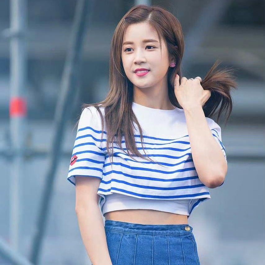 パク・チョロン (Apink)の舞台裏ショット